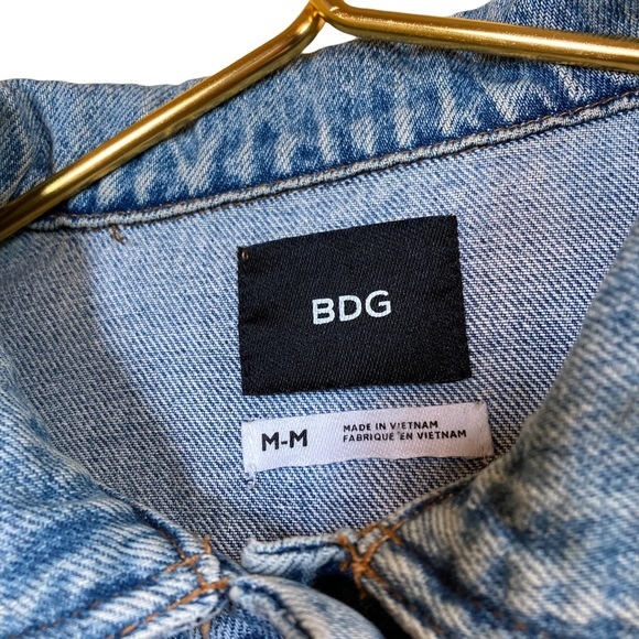 Embroider Denim Jacket Flamingos Size Medium BDG - Picture 3 of 10